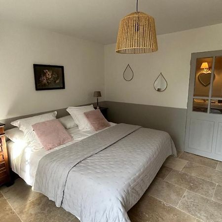 サン・カンタン・ラ・ポテュリ Le Petit Eden Bed & Breakfast エクステリア 写真