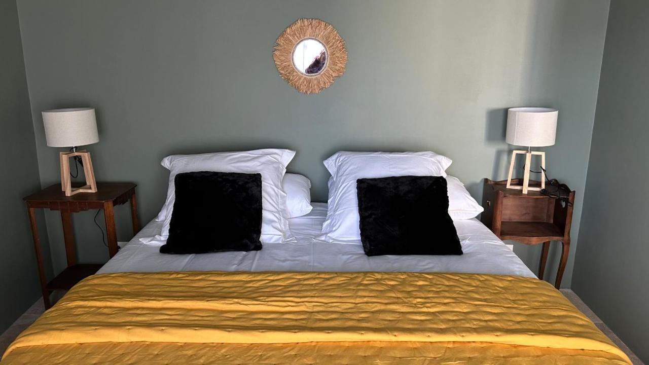 サン・カンタン・ラ・ポテュリ Le Petit Eden Bed & Breakfast エクステリア 写真